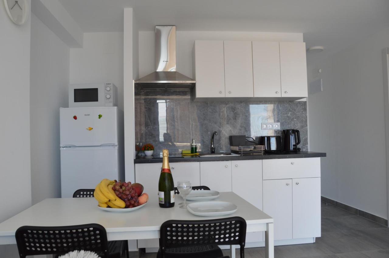 Holiday Apts Provima Mallorca Benidorm Bagian luar foto